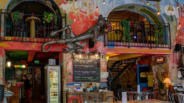 Púder Bárszínház