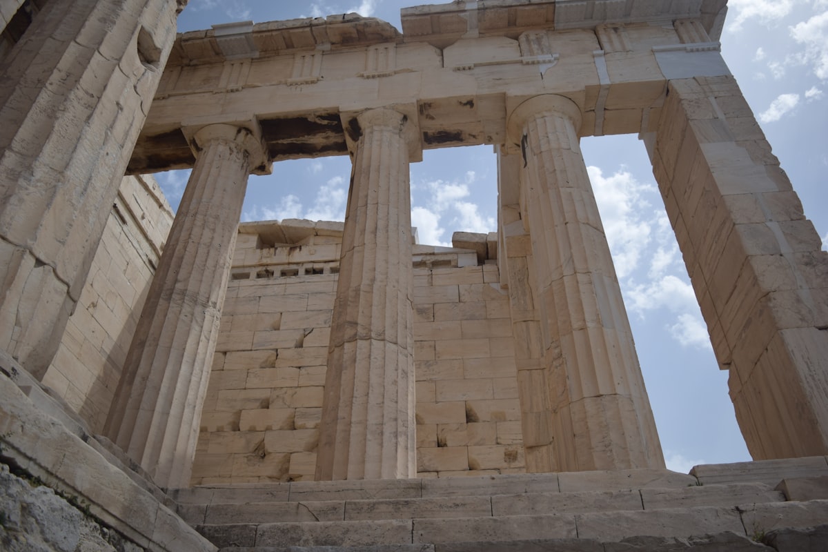 Greece nightlife guide