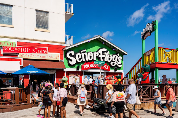 Señor Frog's Nassau