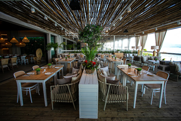 Folha Beach Club
