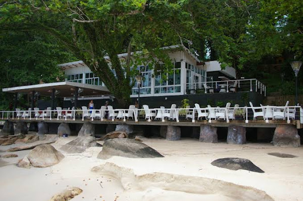 Otres Beach Hotel Bar