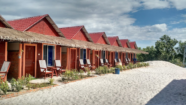 Otres Beach Resort Bar
