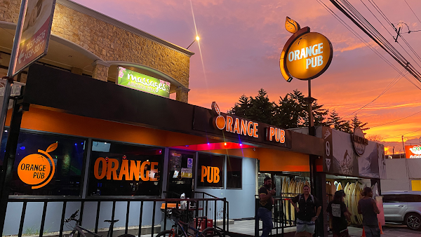 Orange Pub