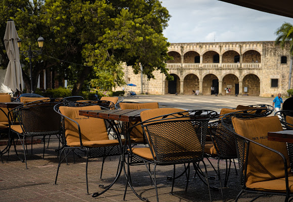 Pat'e Palo European Brasserie