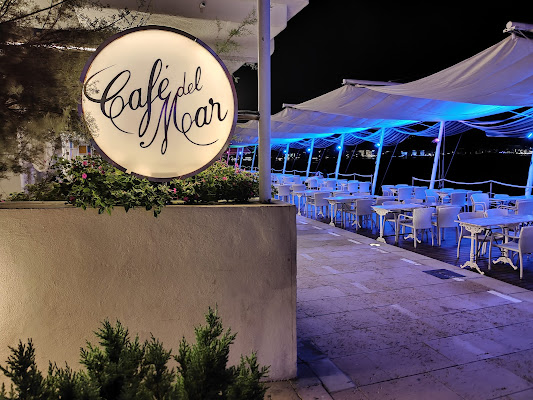 Cafe del Mar