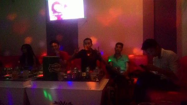 Karaoke Vegas